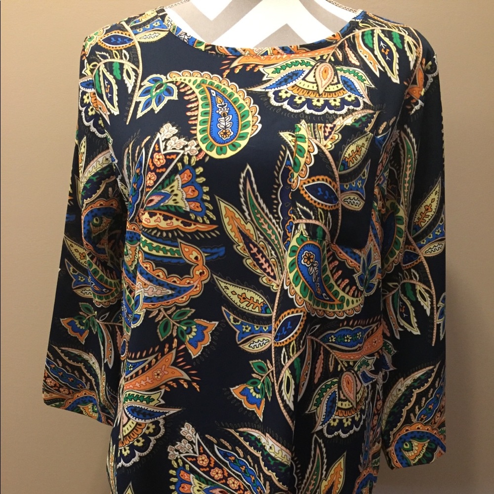 Ladies Van Heusen Top